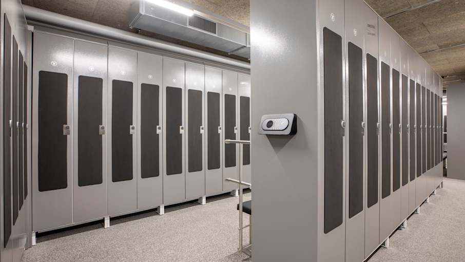 Grindelwald Terminal ski storage area