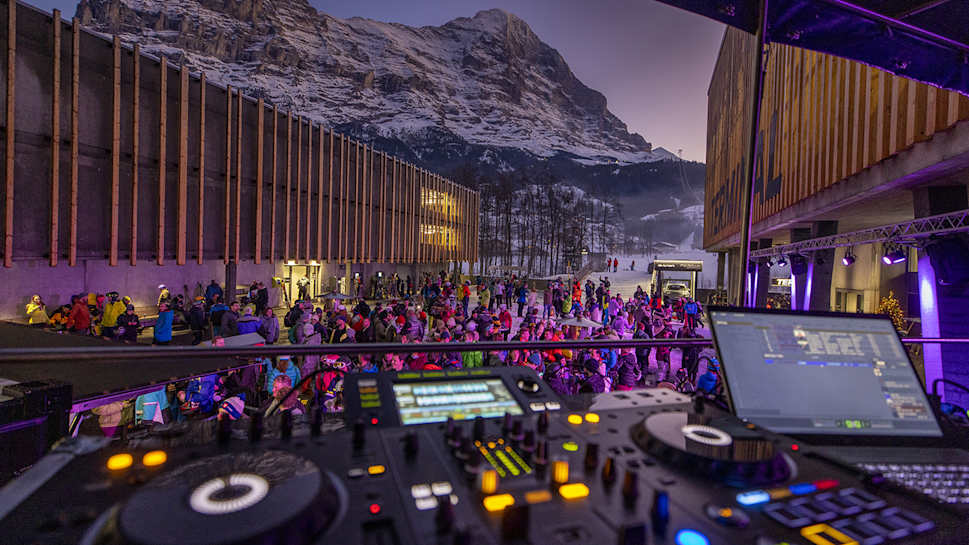 SnowpenAir After Slopes Sounds After Show